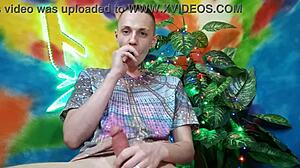Roman Gisych: Bisexual Russian twink in HD 1080 porn video