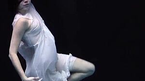 Andrejka’s amazing underwater scenes in a shower