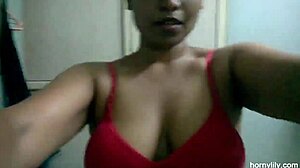 Big-boobed Indian maid gets horny in homemade video