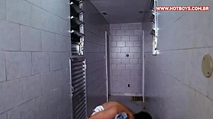 Amateur gay blowjob and anal sex with Flava