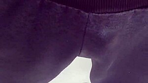 Wetting pants: A voyeuristic view of gay peeing in public